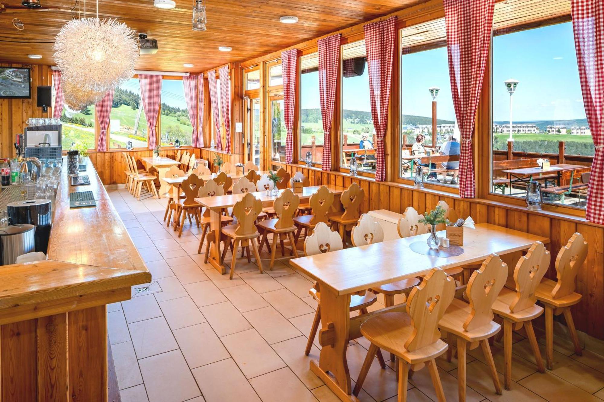Ahorn Hotel Am Fichtelberg Обервиезентал Екстериор снимка